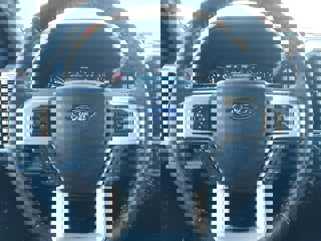 Certified 2019 Ford F150 Lariat w/ Trailer Tow Package image 18