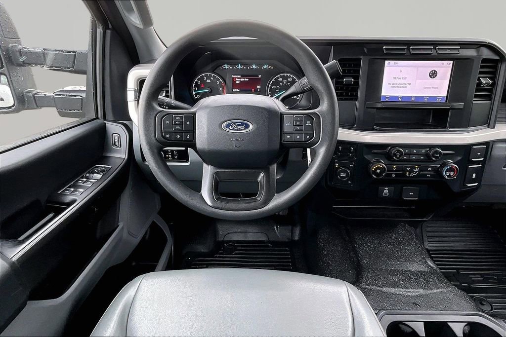Certified 2023 Ford F250 XL w/ XL Chrome Package AWD/4WD image 5