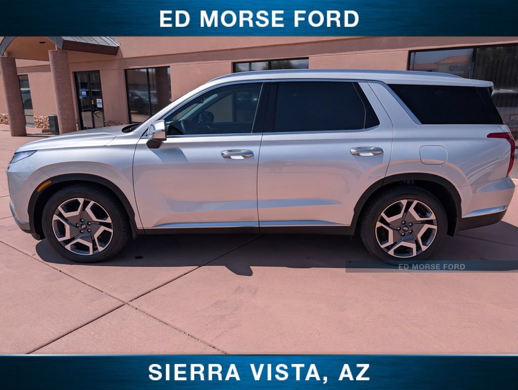 Used 2025 Hyundai Palisade Limited AWD/4WD image 2