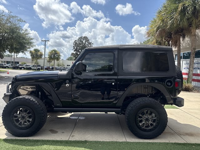 Used 2023 Jeep Wrangler Sport AWD/4WD image 7