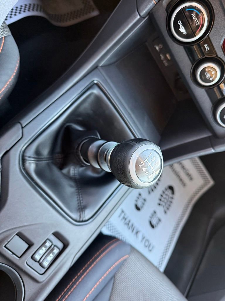 Used 2020 Subaru Crosstrek 2.0i Premium image 26