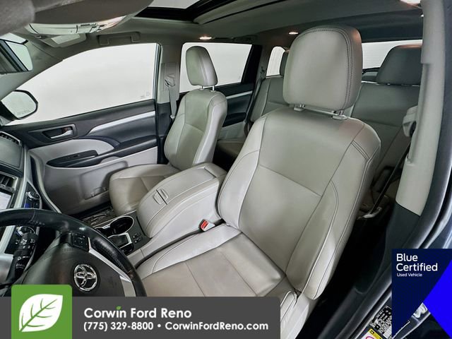 Used 2019 Toyota Highlander XLE image 24