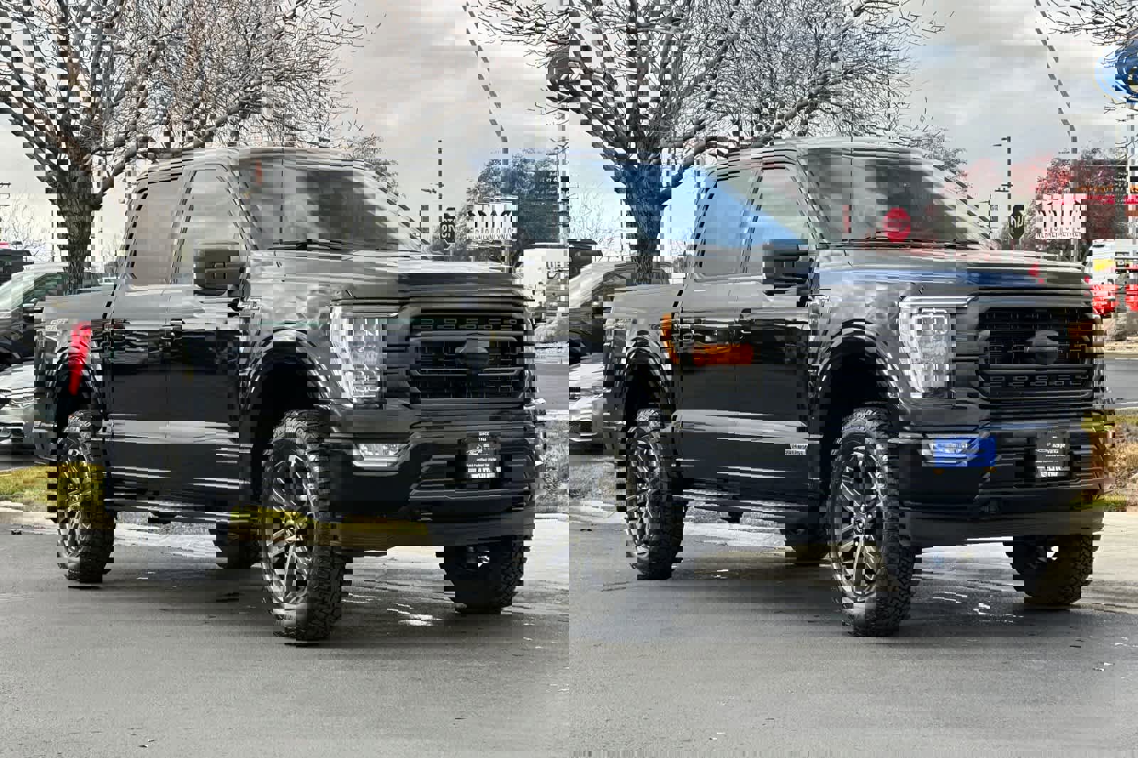 Certified 2023 Ford F150 XLT w/ Equipment Group 302A High image 7