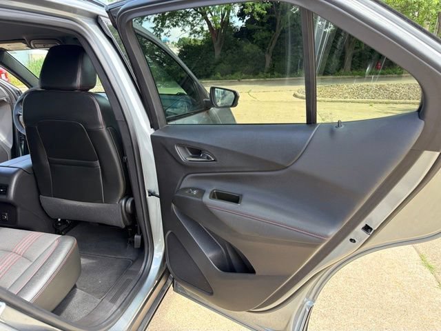 Used 2024 Chevrolet Equinox RS FWD image 30