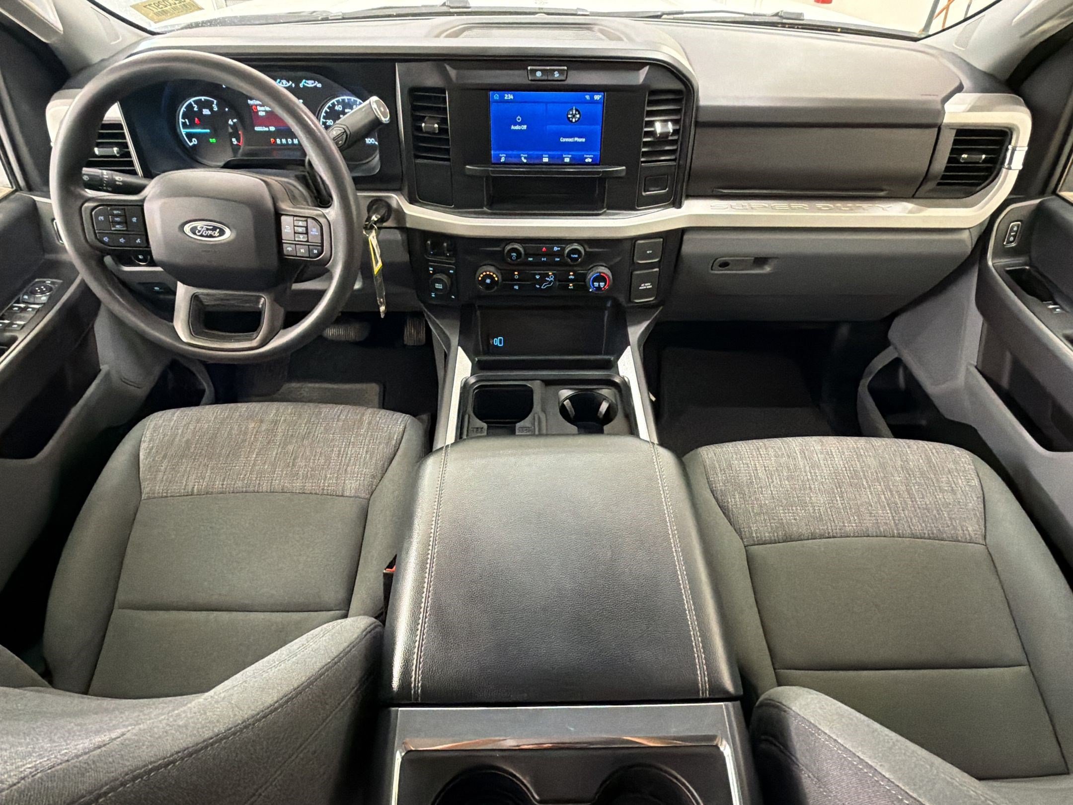 Certified 2025 Ford F250 XLT w/ FX4 Off-Road Package AWD/4WD image 15