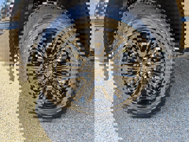 Certified 2024 Ford F150 Platinum w/ FX4 Off-Road Package image 8