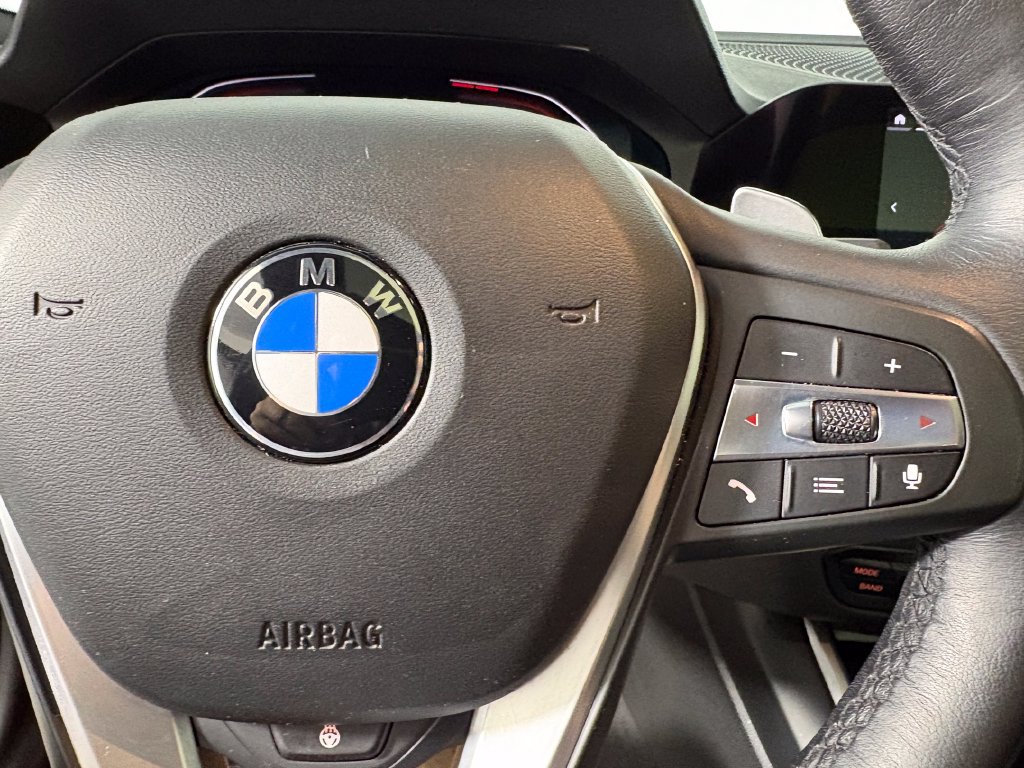 Used 2019 BMW 330i xDrive Sedan w/ Driving Assistance Package AWD/4WD image 22