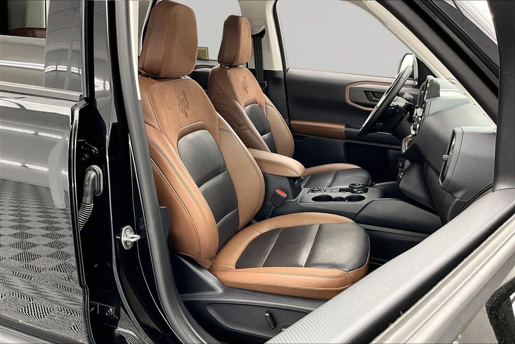 Certified 2024 Ford Bronco Sport Badlands w/ Premium Package AWD/4WD image 9