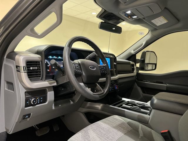 Certified 2023 Ford F250 XLT w/ FX4 Off-Road Package AWD/4WD image 9