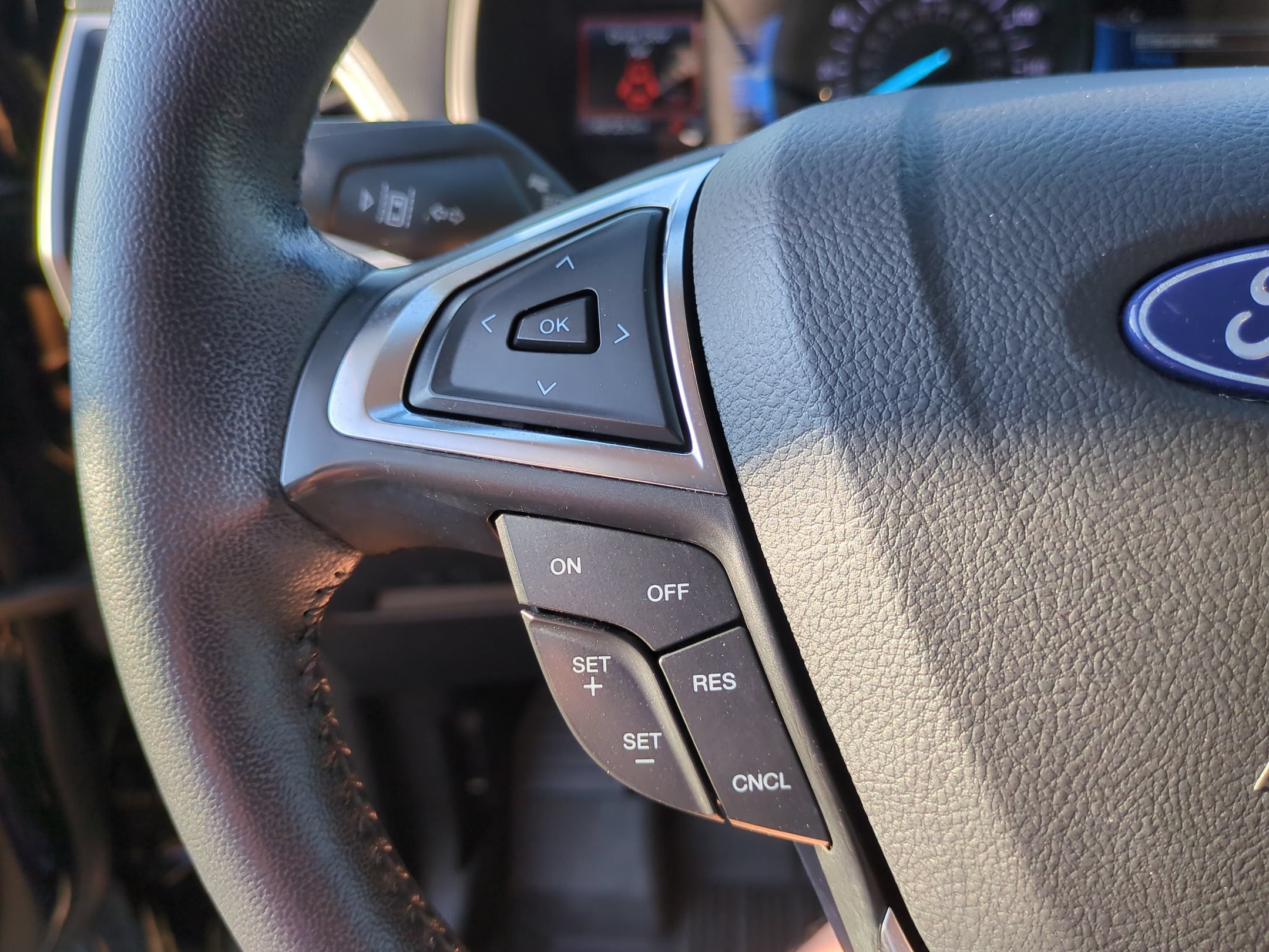 Certified 2023 Ford Edge SEL w/ Convenience Package AWD/4WD image 18