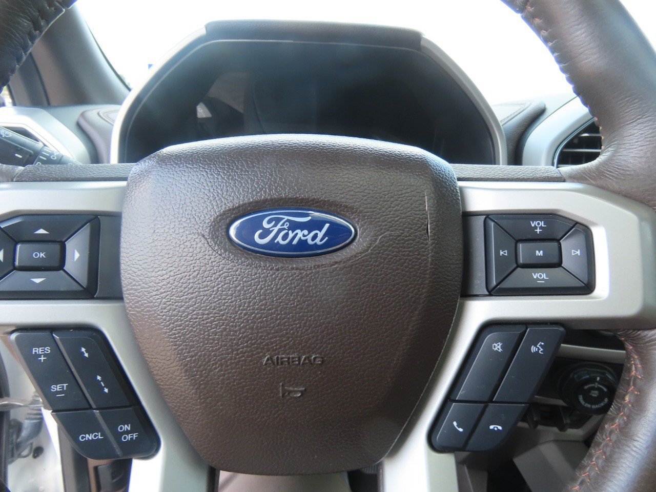 Certified 2020 Ford F150 King Ranch w/ Equipment Group 601A Luxury AWD/4WD image 26