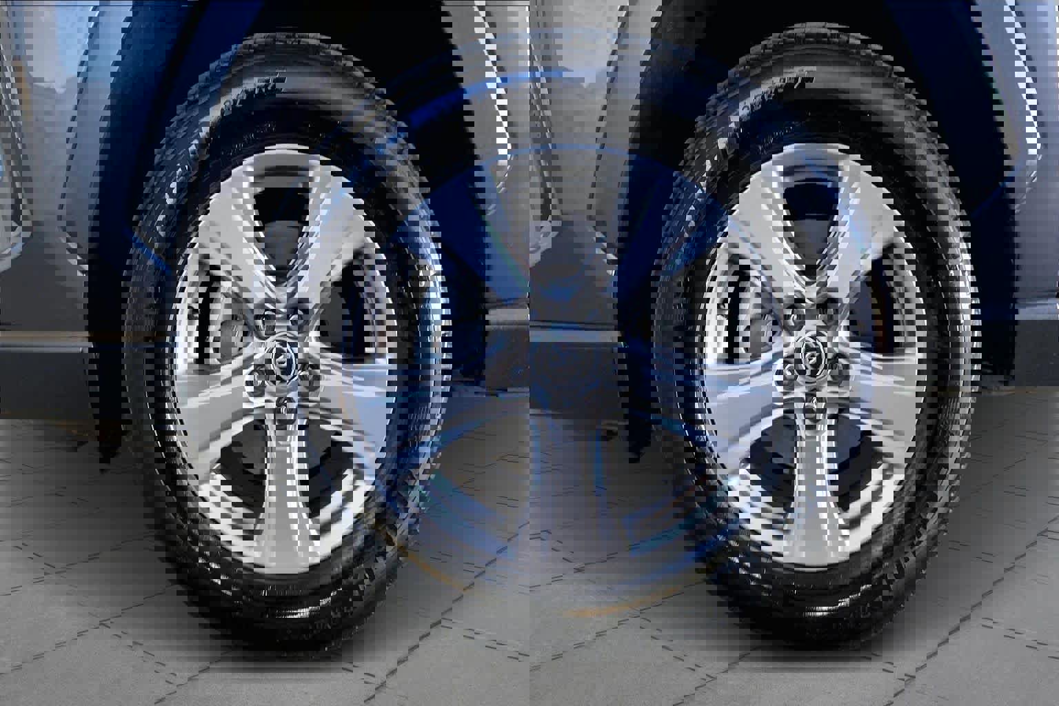 Used 2024 Toyota RAV4 XLE image 10