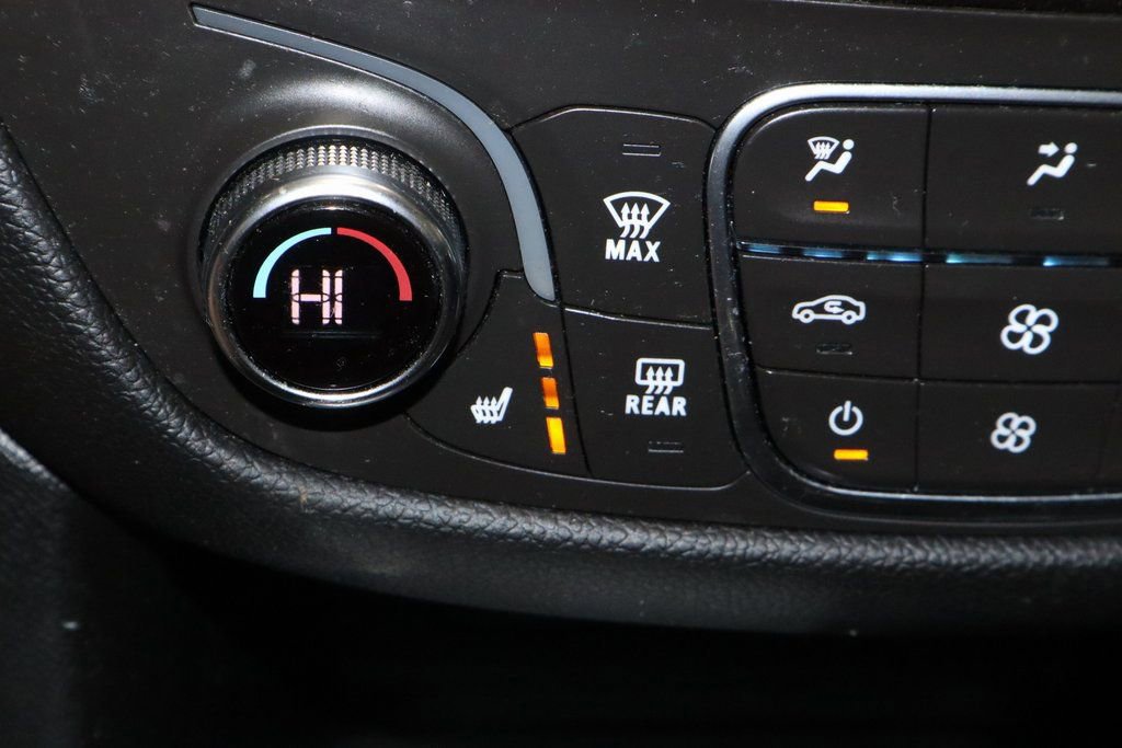 Used 2019 Chevrolet Equinox LT image 11