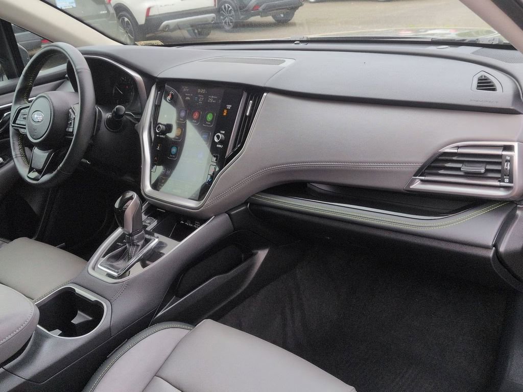 Used 2025 Subaru Outback Onyx Edition AWD/4WD image 31
