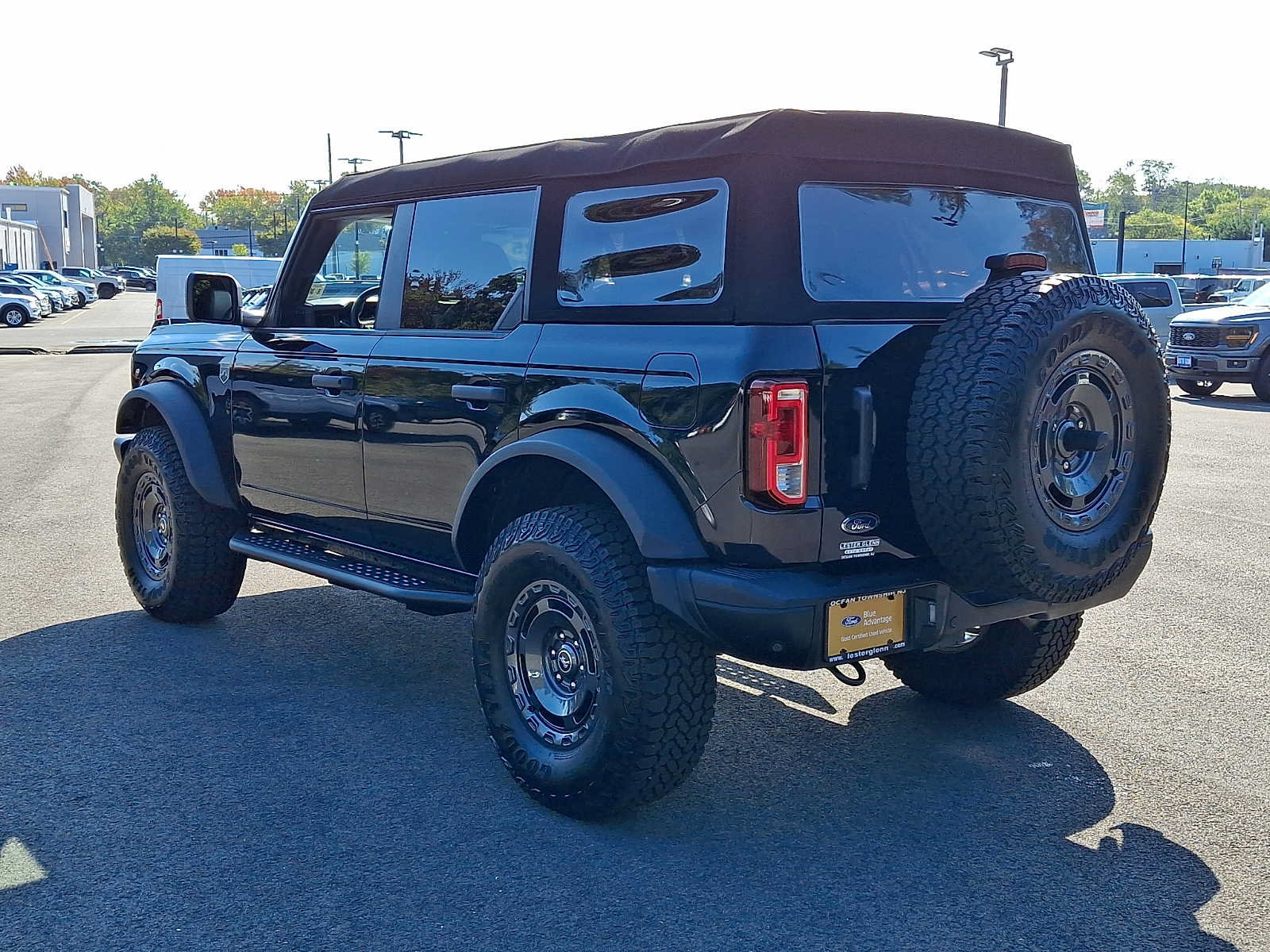 Certified 2025 Ford Bronco Big Bend w/ Black Diamond Package AWD/4WD image 4