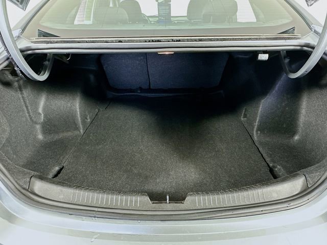 Used 2024 Chevrolet Malibu LT image 30