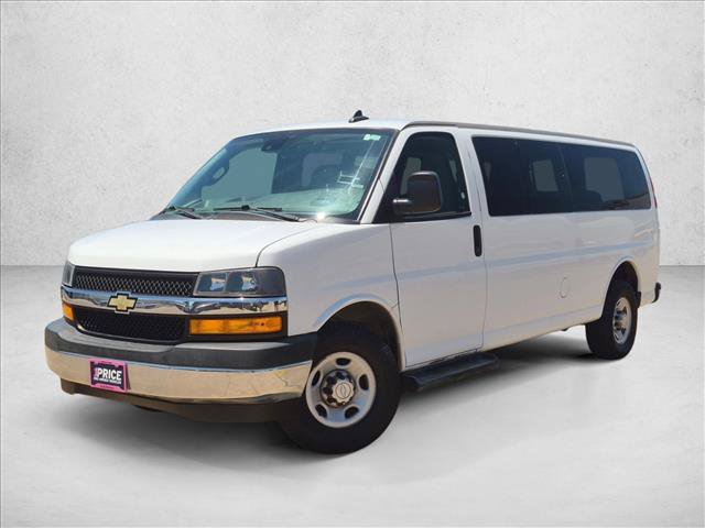 Used 2020 Chevrolet Express 3500 LT w/ LT Preferred Equipment Group RWD image 16