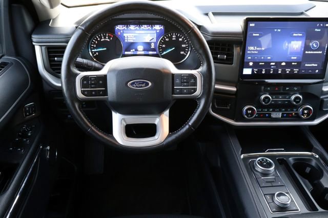 Certified 2023 Ford Expedition XLT image 4
