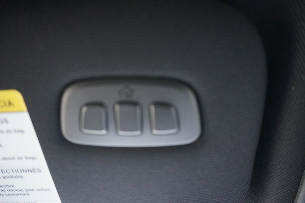 Certified 2025 Ford Explorer ST-Line w/ Premium Package image 17