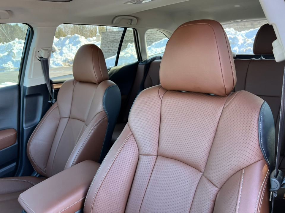 Used 2025 Subaru Outback Touring XT image 14