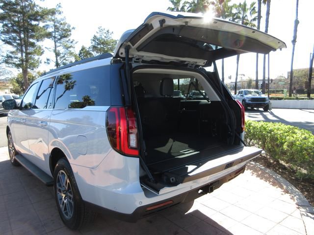 Certified 2025 Ford Expedition Max Active image 6