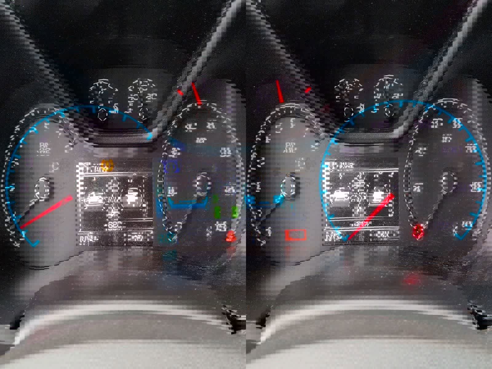 Used 2017 Chevrolet Colorado ZR2 w/ LPO, Premium Interior Package image 25