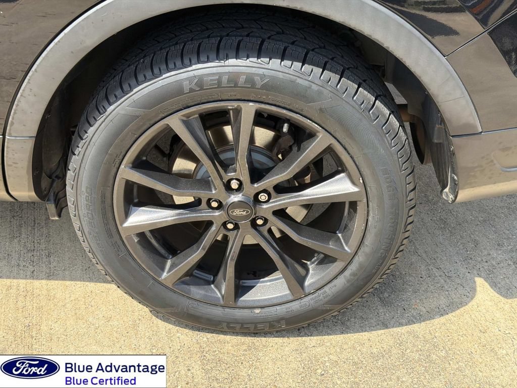 Certified 2019 Ford Explorer XLT w/ Equipment Group 202A FWD image 7