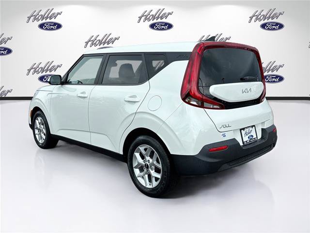 Used 2022 Kia Soul LX w/ Technology Package FWD image 6