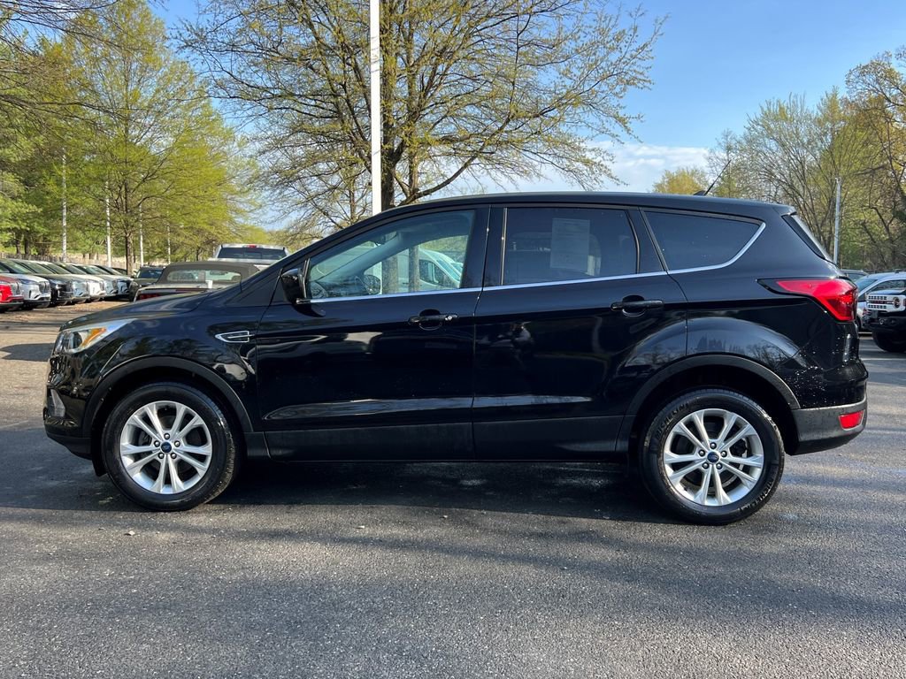 Certified 2019 Ford Escape SE FWD image 4