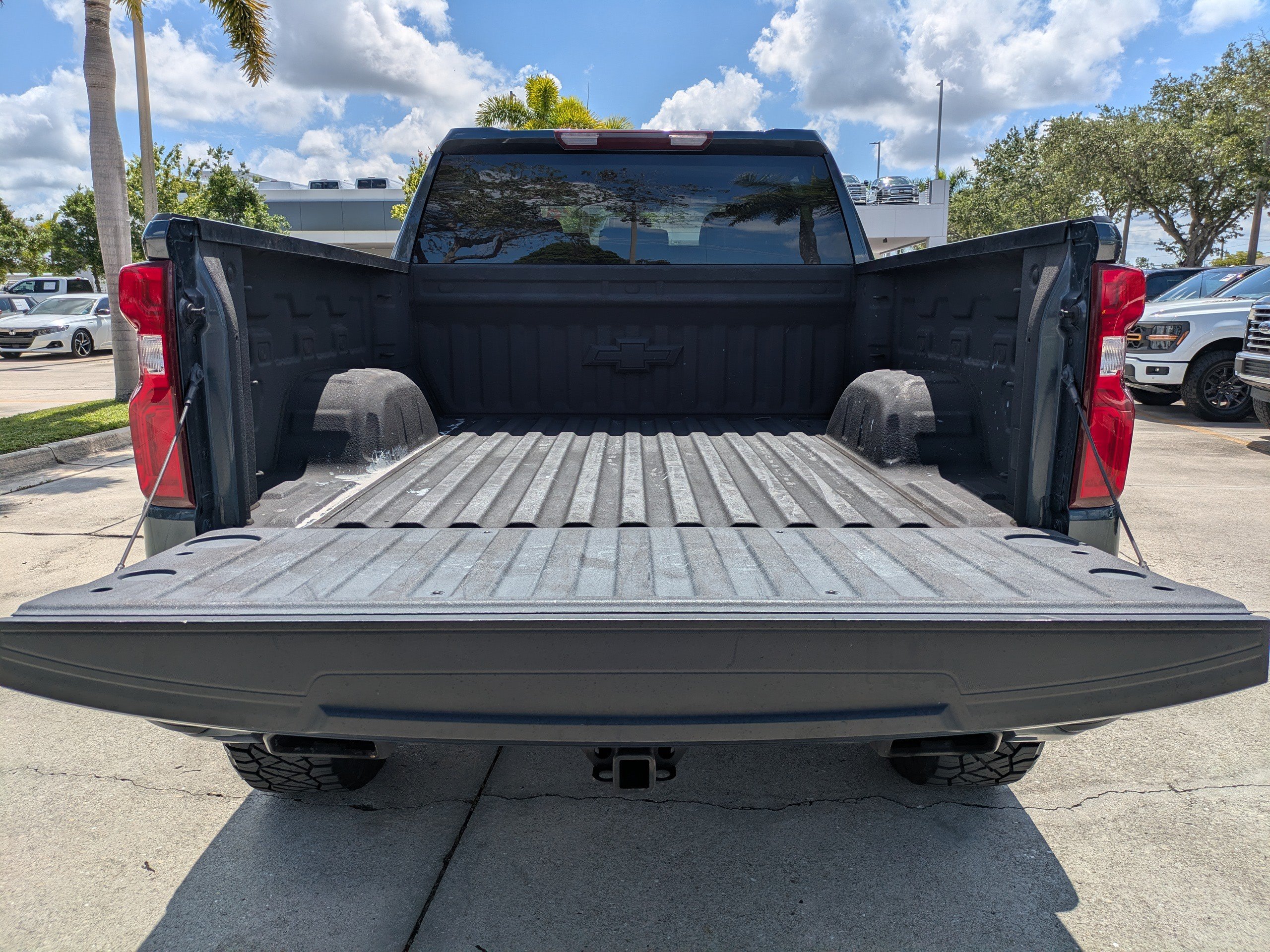 Used 2021 Chevrolet Silverado 1500 RST AWD/4WD image 14