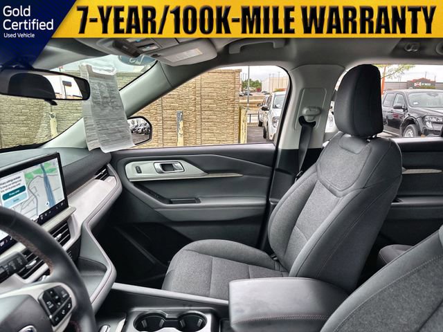 Certified 2025 Ford Explorer Active image 14