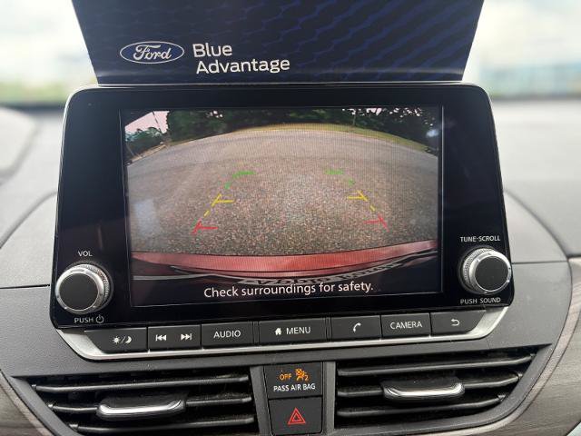 Used 2025 Nissan Altima 2.5 SV FWD image 36