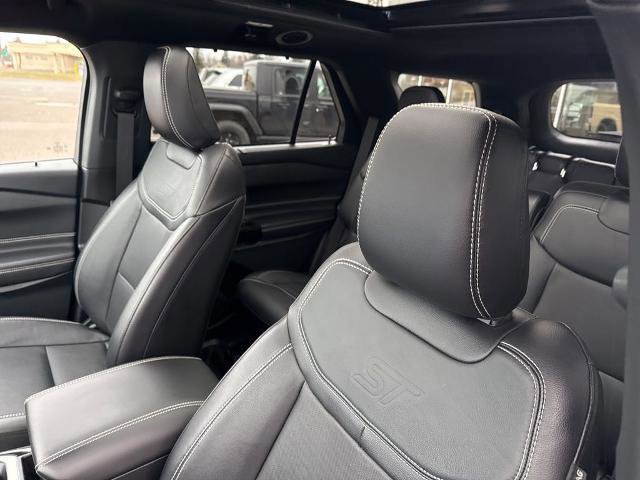 Certified 2023 Ford Explorer ST w/ Equipment Group 401A image 33