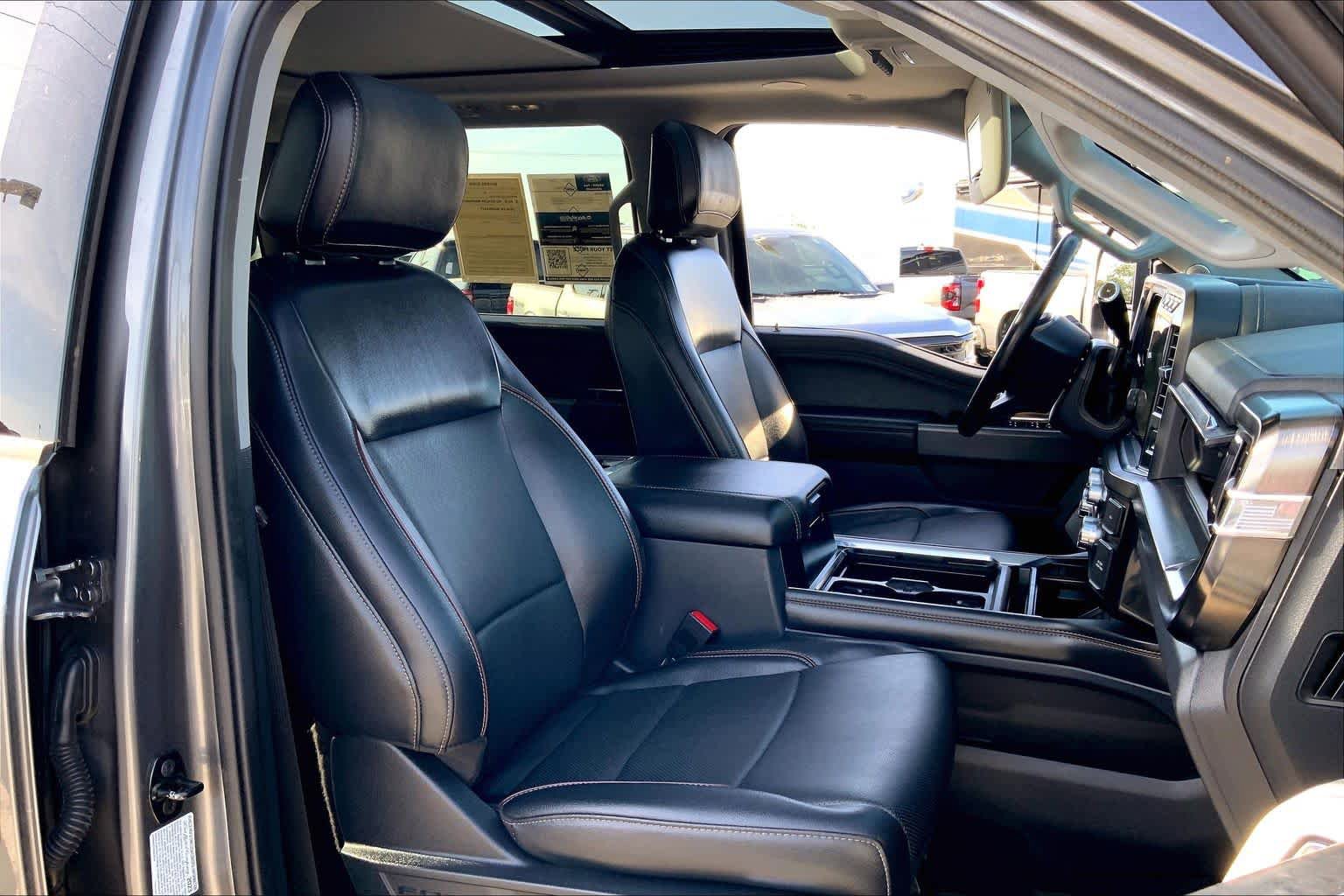 Certified 2023 Ford F250 Lariat w/ Lariat Ultimate Package AWD/4WD image 9