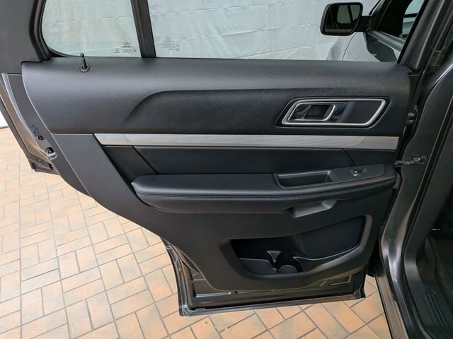 Certified 2017 Ford Explorer XLT w/ Equipment Group 202A AWD/4WD image 19