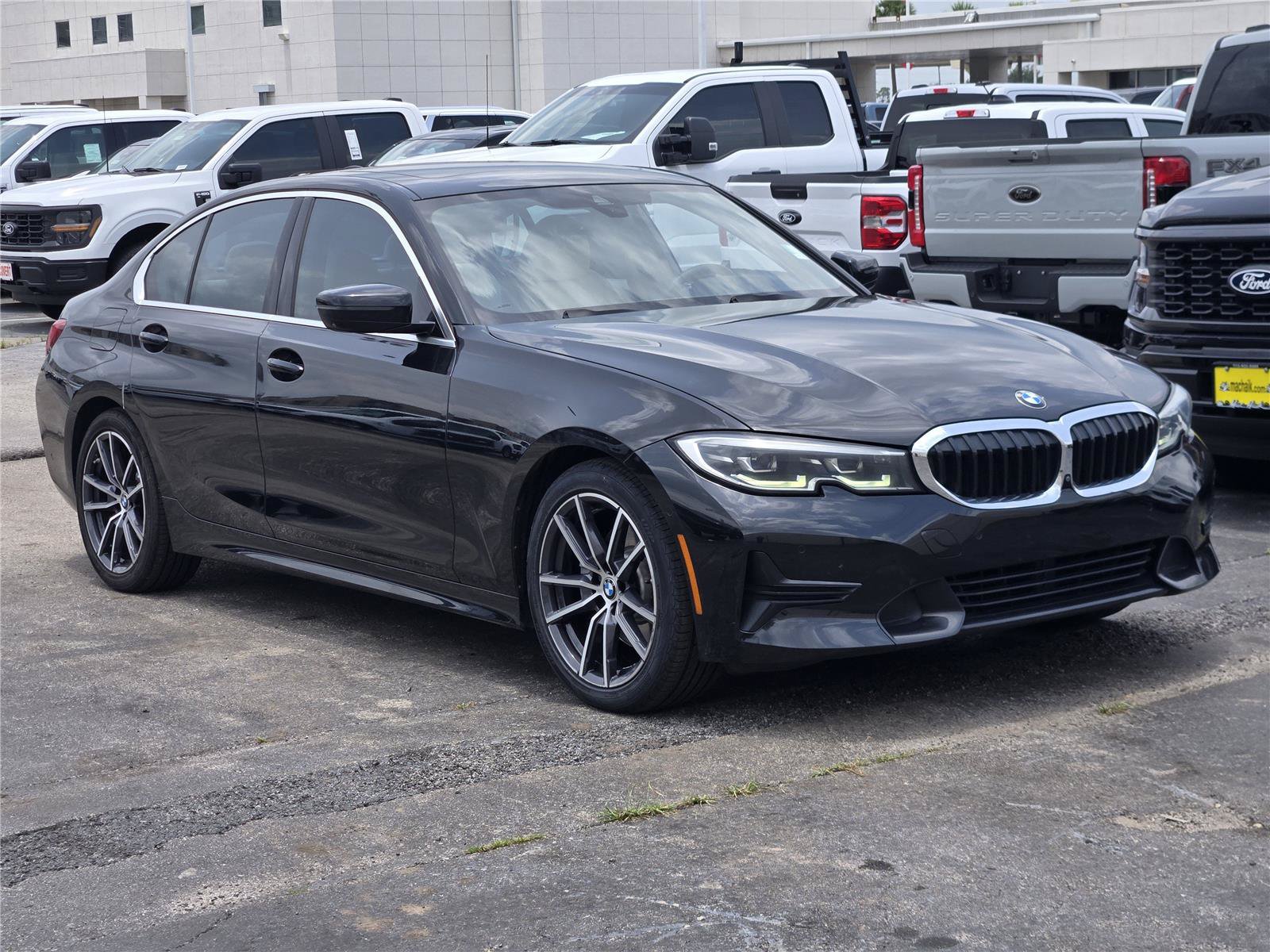 Used 2021 BMW 330i Sedan w/ Premium Package RWD image 3
