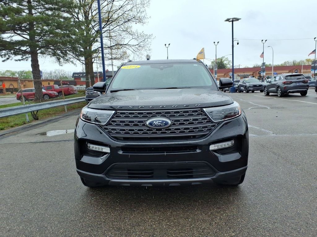 Certified 2024 Ford Explorer XLT w/ Equipment Group 202A AWD/4WD video 2