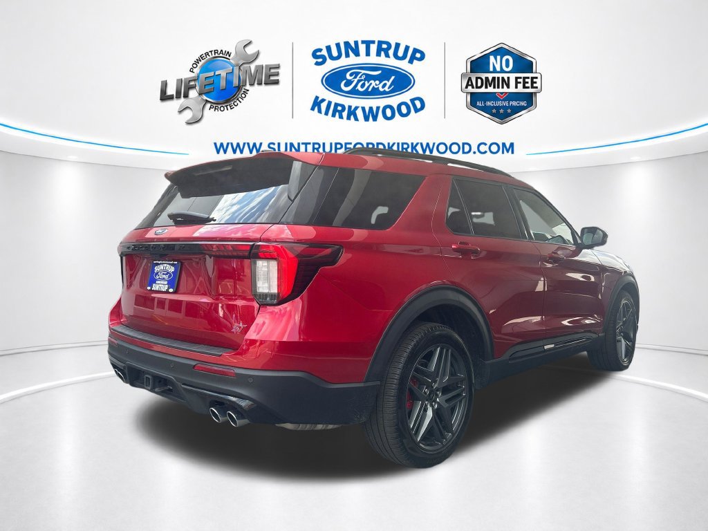 Certified 2025 Ford Explorer ST AWD/4WD image 6