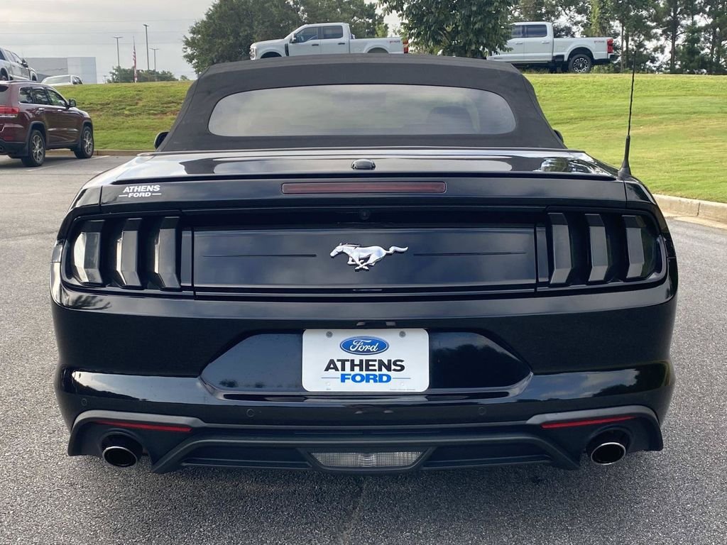Certified 2022 Ford Mustang Premium RWD image 4