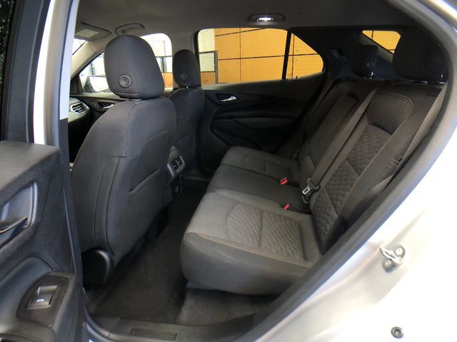 Used 2018 Chevrolet Equinox LT image 18