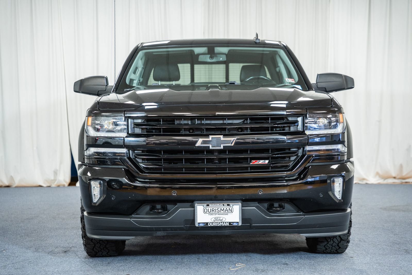 Used 2017 Chevrolet Silverado 1500 LTZ Z71 w/ LTZ Plus Package image 2