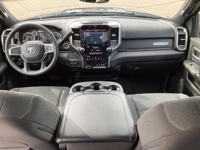 Used 2025 RAM 2500 Big Horn AWD/4WD image 2