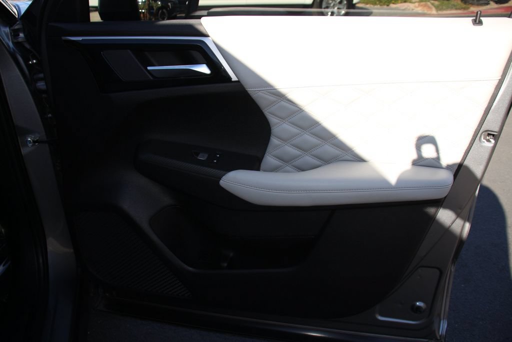 Used 2022 Mitsubishi Outlander SEL FWD image 28