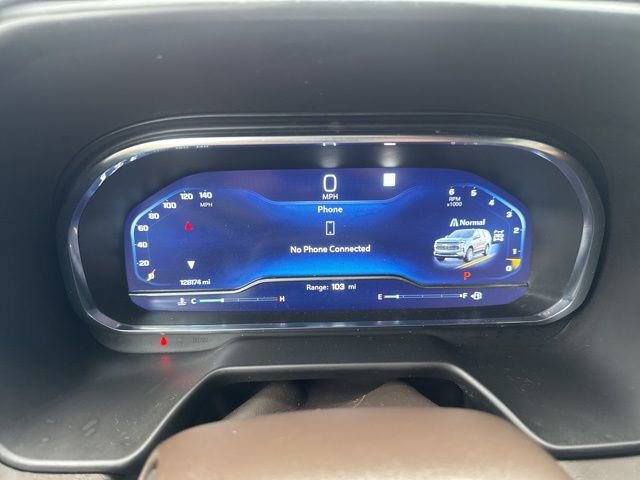 Used 2022 Chevrolet Suburban LT AWD/4WD image 29