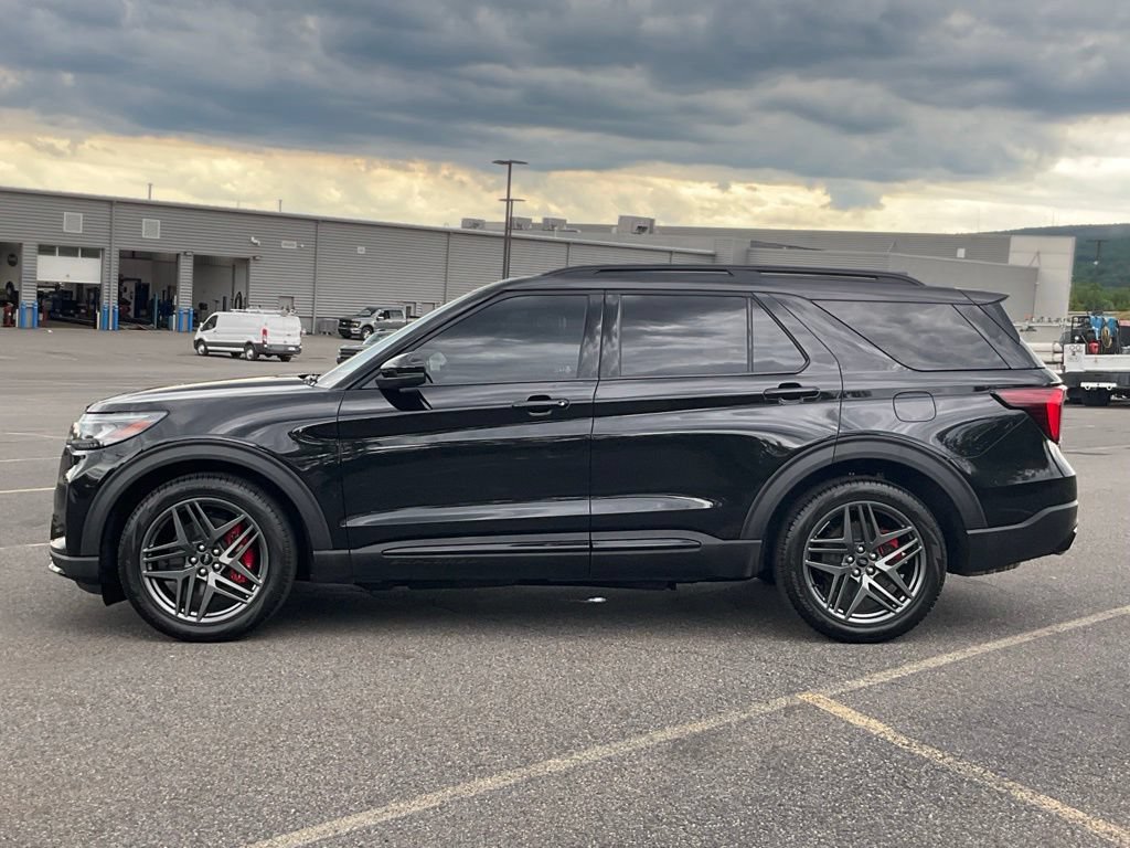 Certified 2025 Ford Explorer ST w/ Sun And Sound Package AWD/4WD image 26