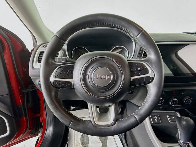 Used 2018 Jeep Compass Latitude image 11