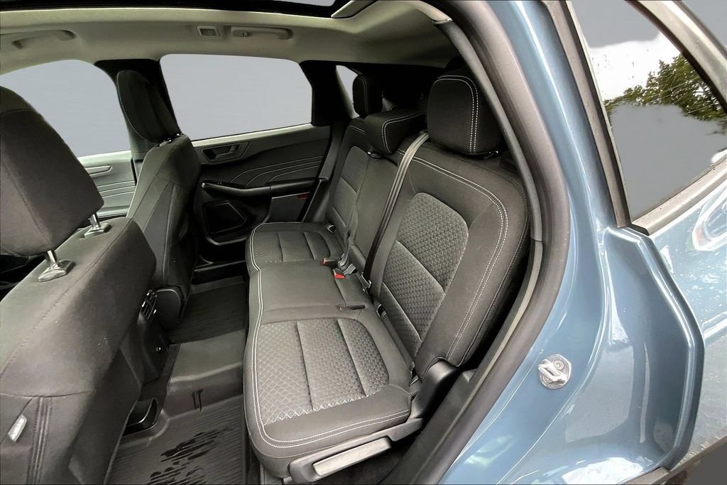 Certified 2025 Ford Escape Active w/ Cold Weather Package FWD image 22