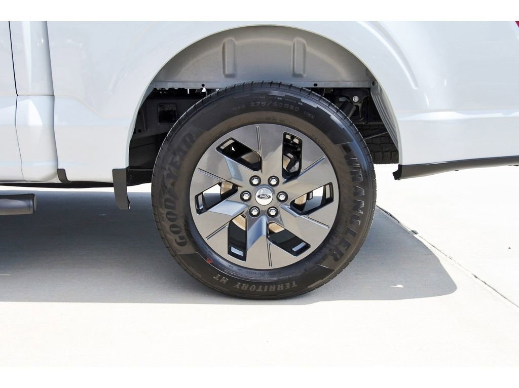 Certified 2025 Ford F150 STX w/ Equipment Group 200A RWD image 31