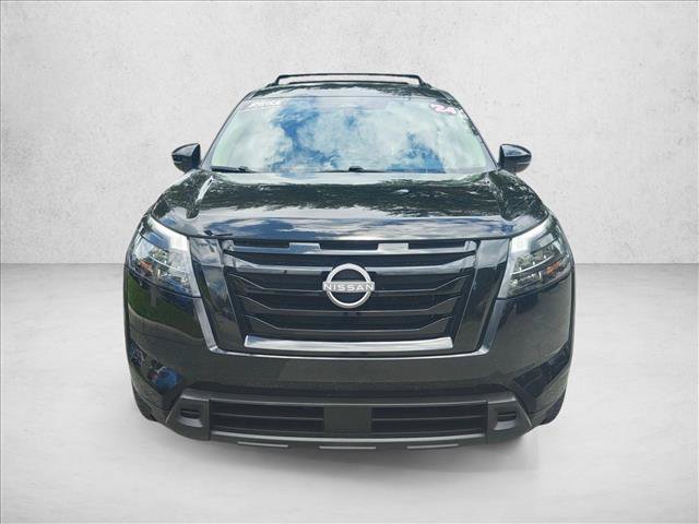 Used 2024 Nissan Pathfinder SV w/ Black Appearance Package AWD/4WD image 2