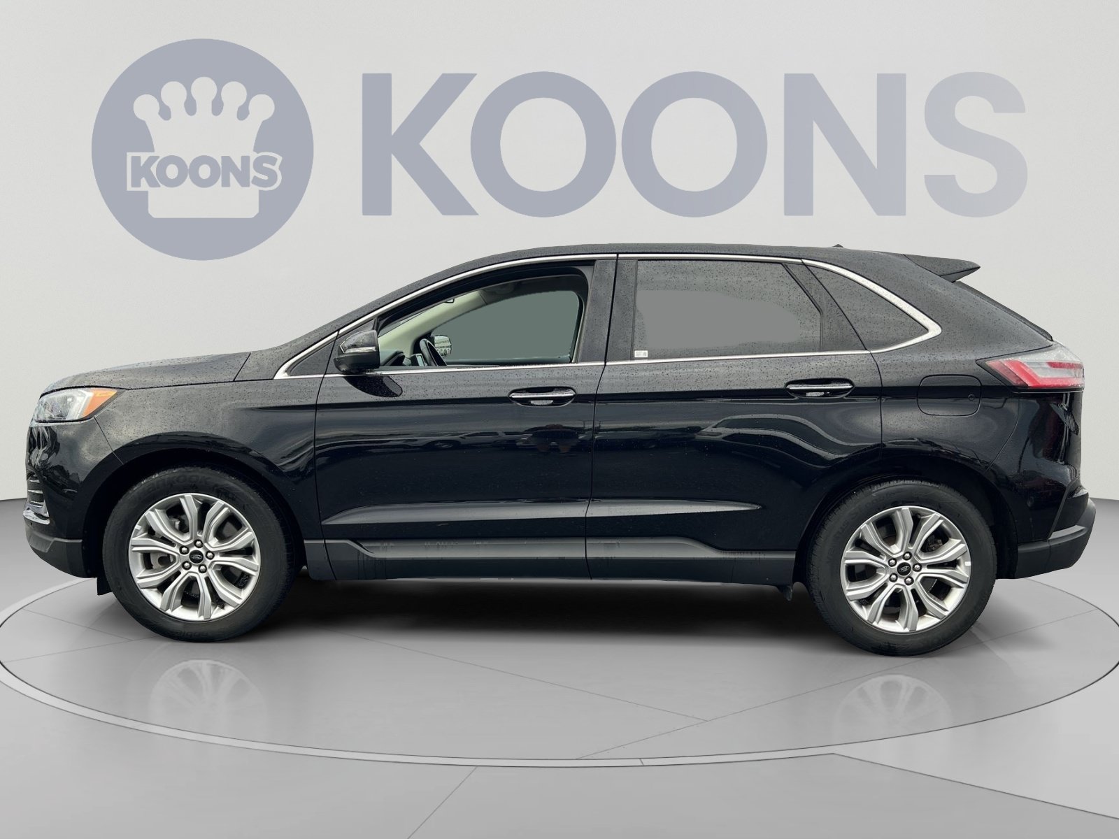 Certified 2024 Ford Edge Titanium AWD/4WD image 2